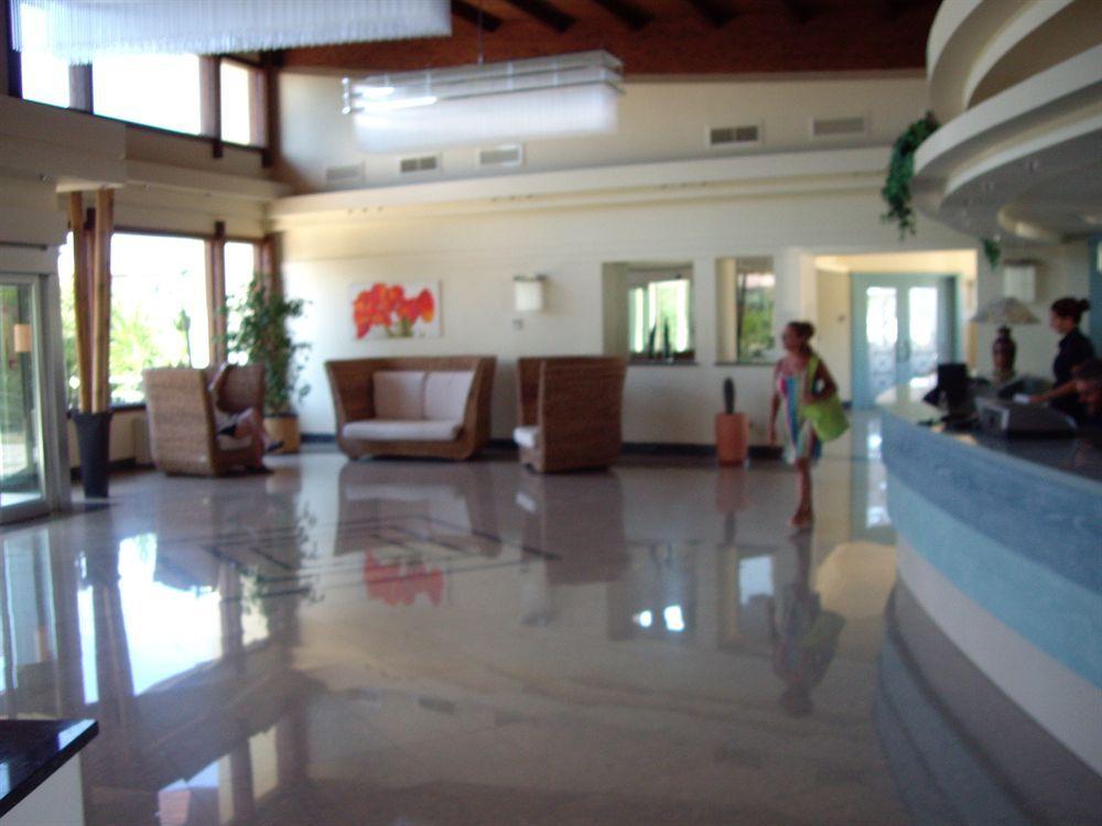 Hotel Resort Lido Degli Aranci วีโบ วาเลนเซีย ภายนอก รูปภาพ