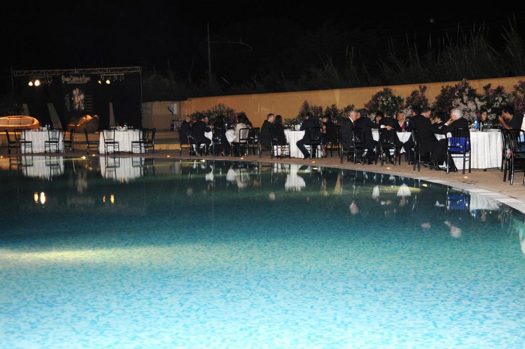 Hotel Resort Lido Degli Aranci วีโบ วาเลนเซีย ภายนอก รูปภาพ